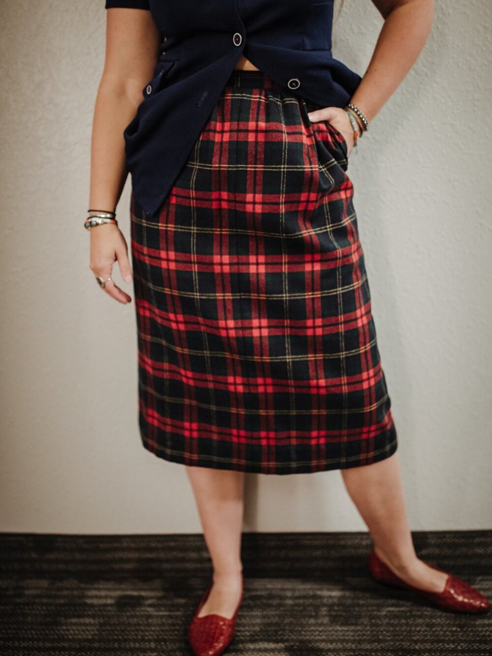 Vintage Frank Borenstein Holiday Christmas Xmas Wool Plaid Pencil Skirt | Small